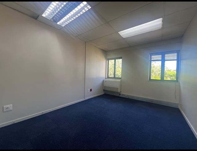 235M² OFFICE TO LET IN MEYERSDAL